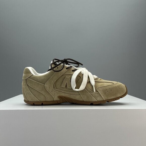 👟Authentic NWB Miu Miu x New Balance 530 SL sneakers - Picture 5 of 9